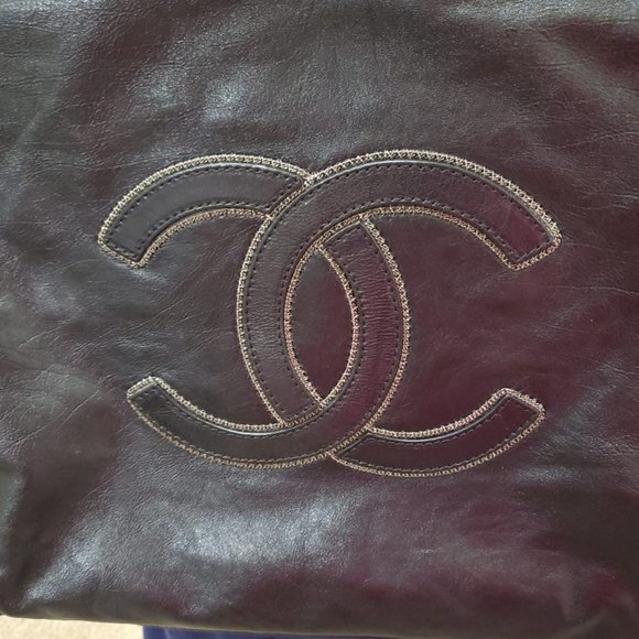 CHANEL Handbag - Picture 8 of 15